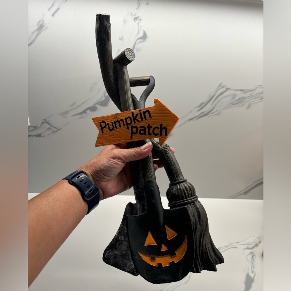 Halloween Black Orange Witch Pumpkin Patch Shovel Broom Sign Decor Decorations - Picture 5 of 5